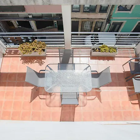 Liiiving In - Downtown Balcony Porto