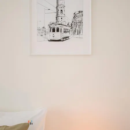 Apartment Liiiving In - Downtown Balcony